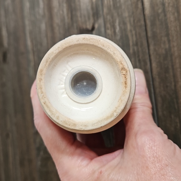 Vintage Blue Onion Salt Shaker if you have the pepper & need the salt here it is - Picture 6 of 6